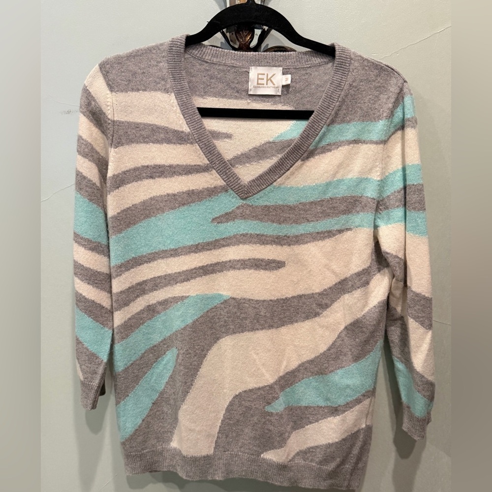 EK V-Neck Striped Sweater in Gray, Cream & Light Blue